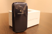 Galaxy S3 Mini: Design and Feel (back view)