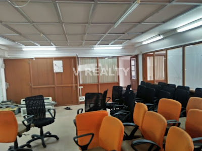  Commercial Showroom for Rent in Vadodara