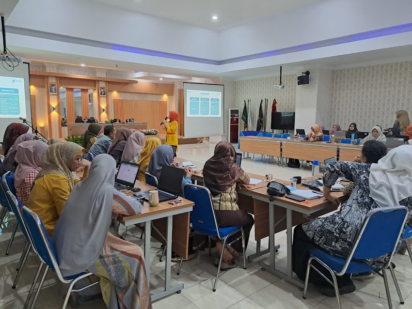 Sosialisasi Pengelolaan Arsip Dinamis di Poltekkes Tanjung Karang, 2023