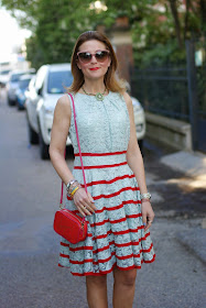 Sodini bijoux flower necklace, chicwish lace dress, bonjour bag, Fashion and Cookies, fashion blogger