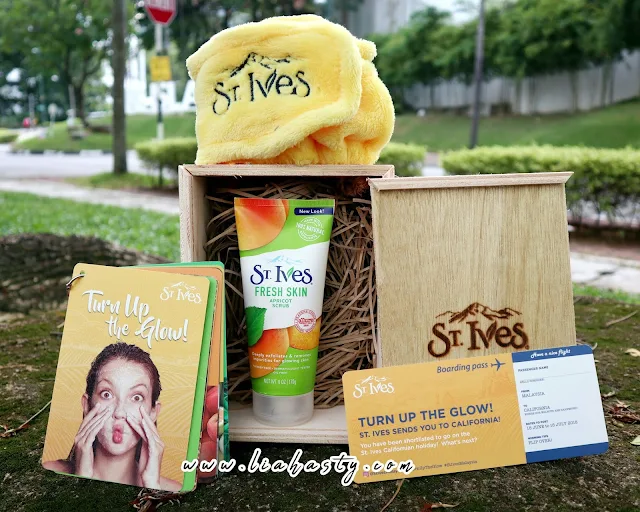 Facial Scrub Fresh Skin - Apricot Scrub dari St Ives