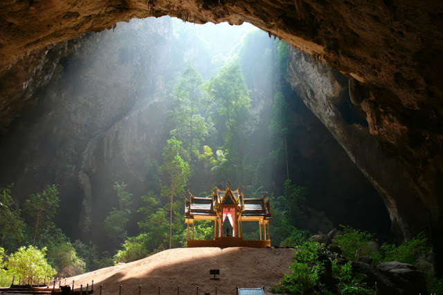 Chiêm ngưỡng những hang động nổi tiếng xinh đẹp và độc đáo trên thế giới