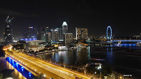 Esplanade Bridge at Night, Singapore