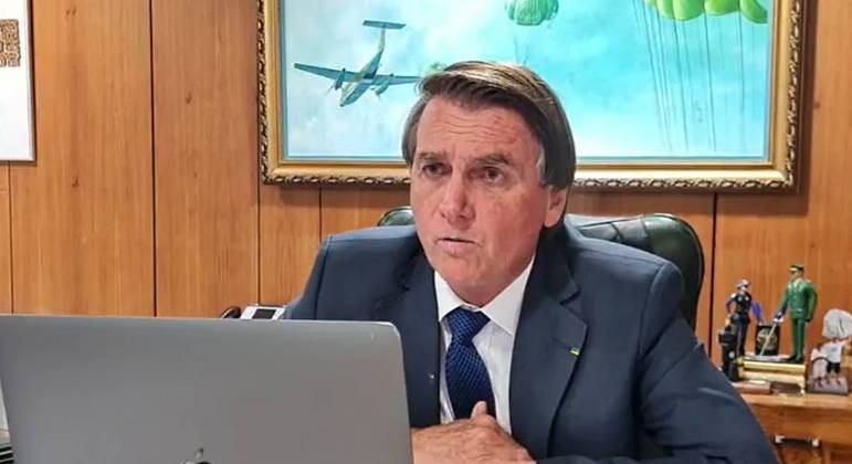 Ascensão de Bolsonaro nas pesquisas anima a direita; terceira via patina