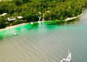 pantai pasir berbisik