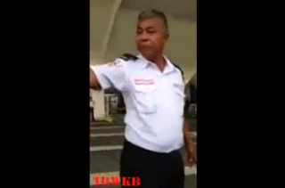 isteri, mat yo, pemain bola sepak, security guard, pak cik, guard, kurang ajar