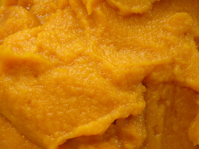 homemade pumpkin puree