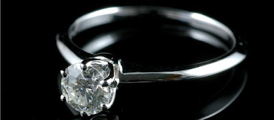 diamond engagement ring