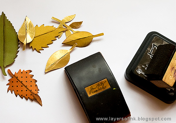 Layers of ink - Autumn Days Tutorial by Anna-Karin with Sizzix embossing folders and dies by Eileen Hull.