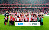 ATHLETIC CLUB - Bilbao, Vizcaya, España - Temporada 2016-17 - Kepa, Iturraspe, Raúl García, Laporte, Aduriz, Balenziaga, Yeray, De Marcos, Iñaki Williams, Muniain y San José - ATHLETIC CLUB DE BILBAO 5 (San José, Muniain 2, Aduriz 2 ) U. D. LAS PALMAS 1 (Bigas) - 14/04/2017 - Liga de 1ª División, jornada 32 - Bilbao, Vizcaya, estadio de San Mamés - Gran partido del Athletic que desarboló por completo a la U. D. Las Palmas. Grandísima actuación de Iñaki Williams, Aduriz y Muniain, que firmó su primer doblete liguero