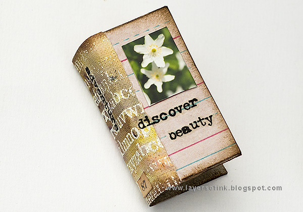 Layers of ink - Miniature Bookshelf with Handmade Books Tutorial by Anna-Karin