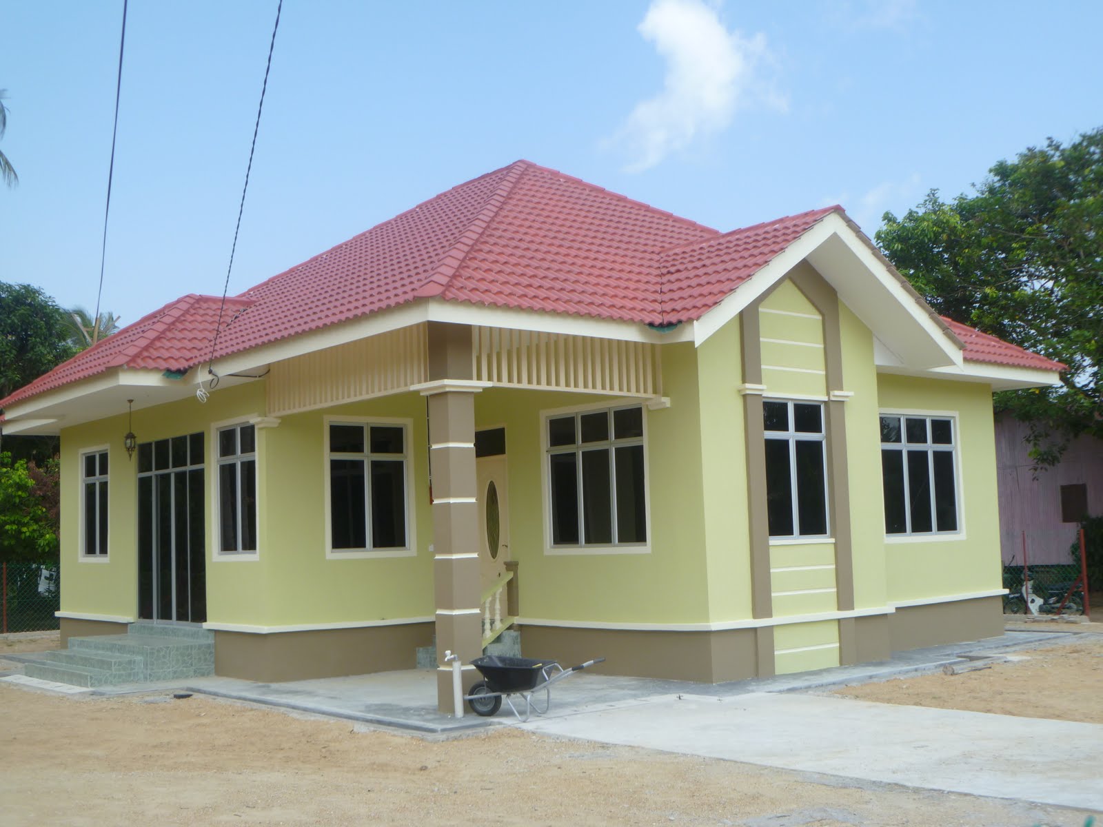 54 Desain Rumah Sederhana di Kampung Yang Terlihat Cantik 