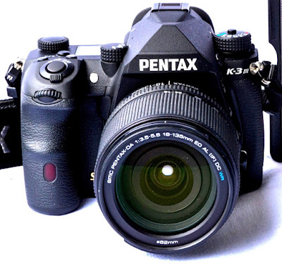 Pentax-K-3-Mark-III-Kamera-APS-C-DSLR-Unggulan-untuk-Fotografer