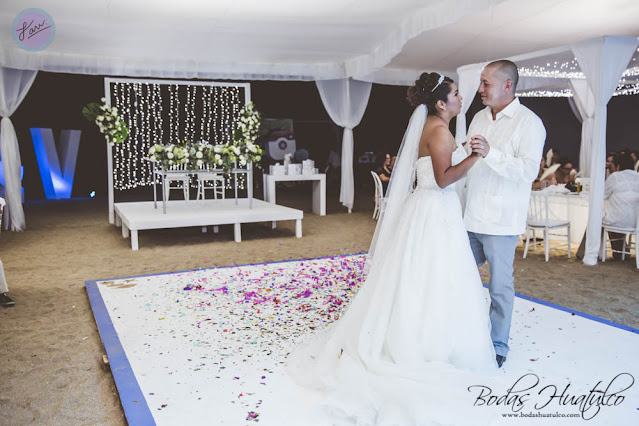 boda en playa, beach wedding, Oaxaca, México, Bodas Huatulco, Wedding Planner