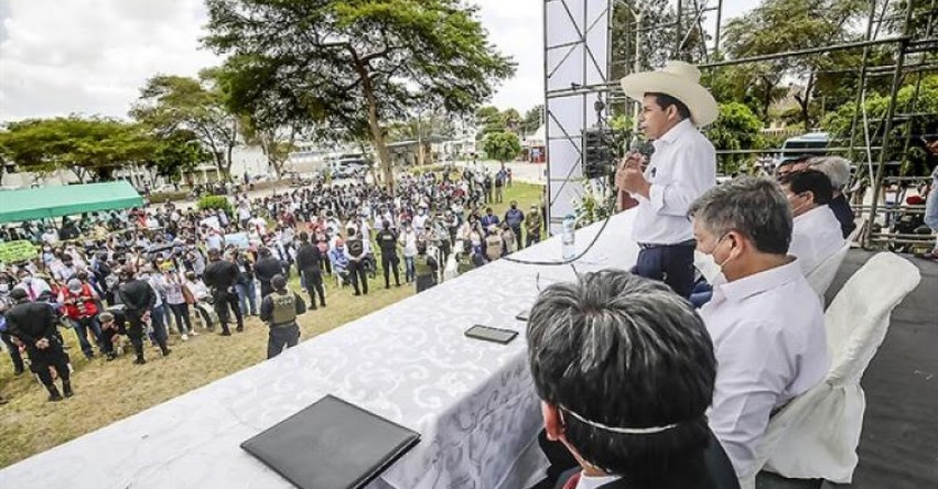 Presidente llama a la movilización nacional por la educación peruana