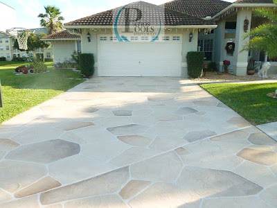 #decorativeconcrete #decorativeoverlay #concrete #driveway