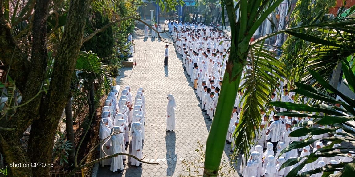 Upacara Bendera Peringatan Hari Santri 2018