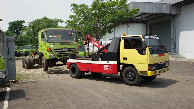 mobil derek nganjuk kediri