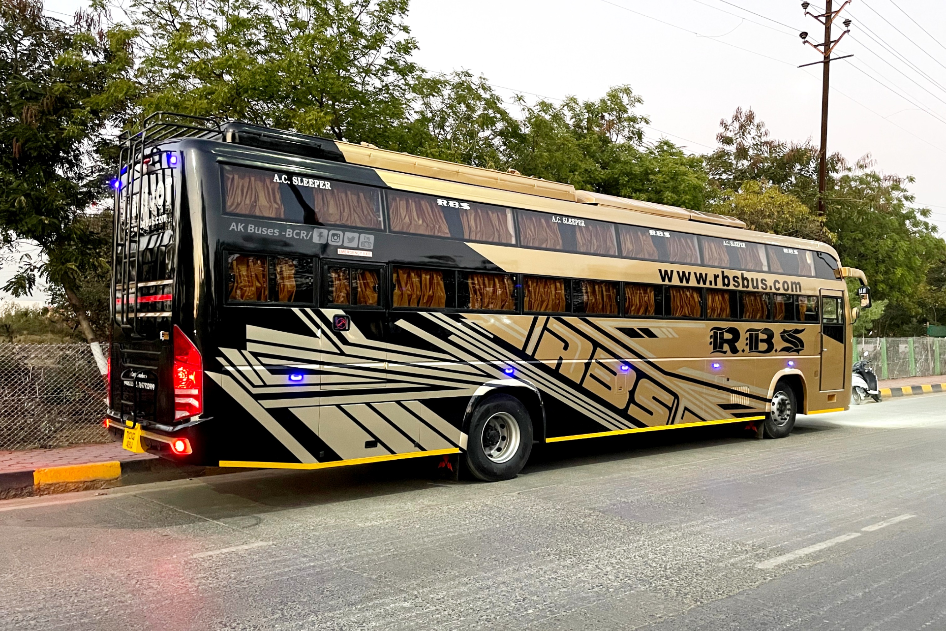 rbs bus back view