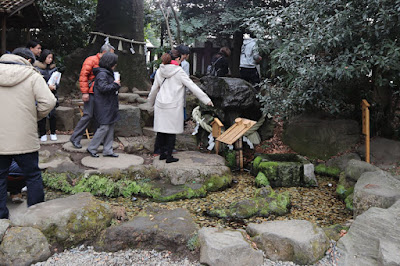 川越氷川神社 戌岩