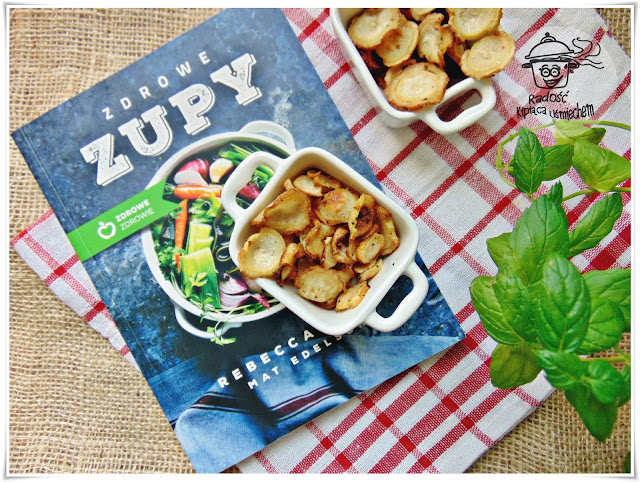 Chipsy pietruszkowe inspirowane książką Zdrowe Zupy. 