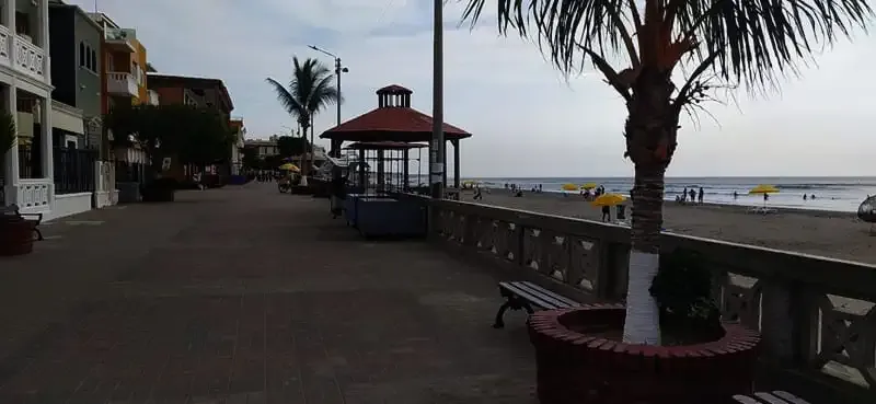 Visita el malecón Grau en Pacasmayo