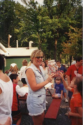 Orchard Inn Picnic... September 2, 2000