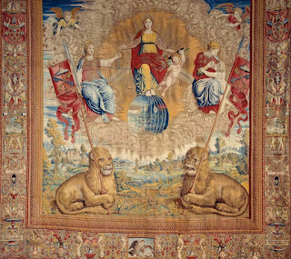 Tapeçaria de Pieter van Aelst para o frontal do dossel de Clemente VII, 1525-30 (conservada nos Museus Vaticanos; imagem disponível em La Venaria Reale). Observe-se que cada leão segura um gonfalão da Igreja.