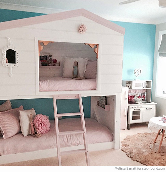 Bondville Amazing loft  bunk  bed room  for three girls 