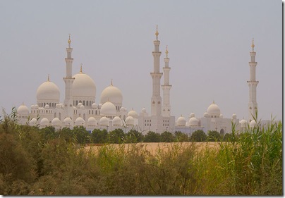 800px-Sheikh_Zayed_Mosque