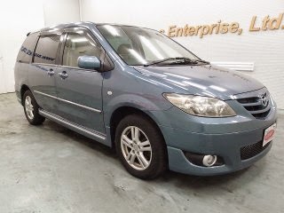 2004 Mazda MPV