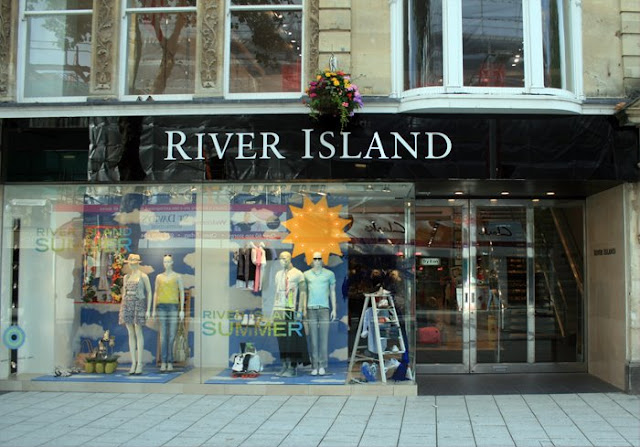 River-Island-en-cardiff