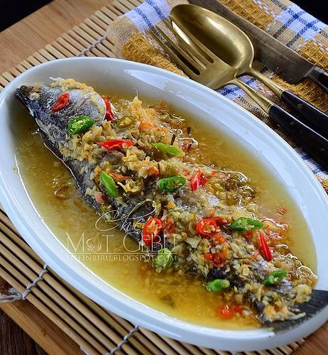 Di celah-celah kehidupan: Pelbagai resipi ikan masak stim 