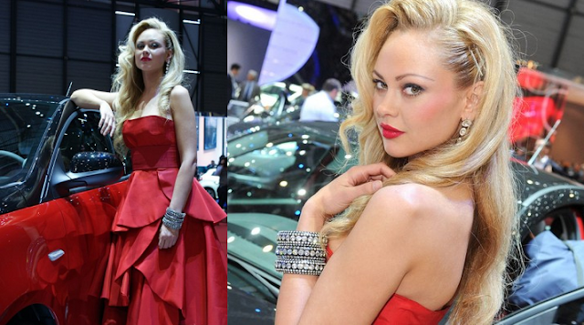 Red Riding Hood| Lovely Face of 2012 Geneva Motor Show