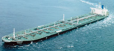 Mont became the longest and largest ship by deadweight tonnage after lengthening.