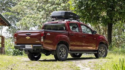 Chevrolet D-Max 2023 Ecuador Fayals