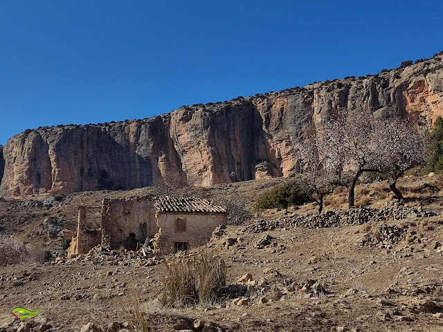 Río Alhárabe, Barranco de Hondares y pasos de El Poyato y El Toril