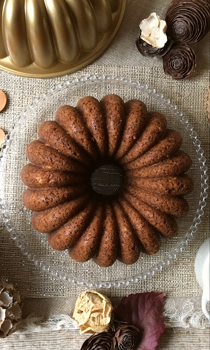 pastel-colibri-bundt-cake