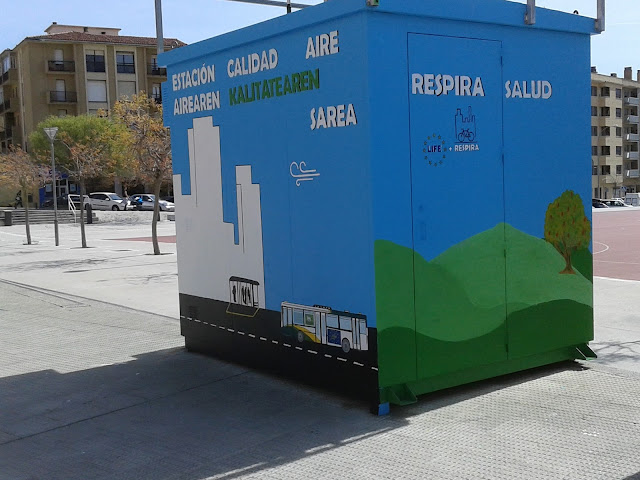 Estación decorada por el Colegio La Compasión Escolapios. Proyecto Educativo Life+Respira.