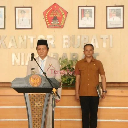 Bupati Nias Barat Lantik Ernawati Gulo sebagai Pj Sekda Bupati Nias Barat Lantik Ernawati Gulo sebagai Pj Sekda