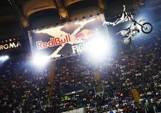 Red Bull X-Fighters 16 Haziran 2012'de Swatch’ın Katkılarıyla Türkiye’de!   