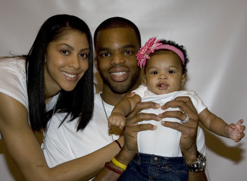 Candace Parker With Husband And Daughter Latest Images 2013 | All Basketball Players Latest HD ...