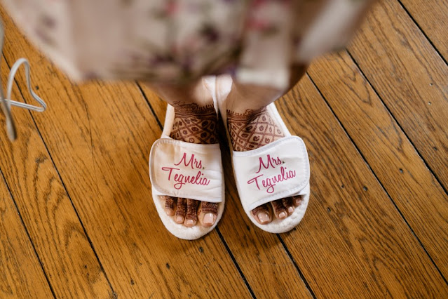 Henna tattoos and personalized wedding slippers