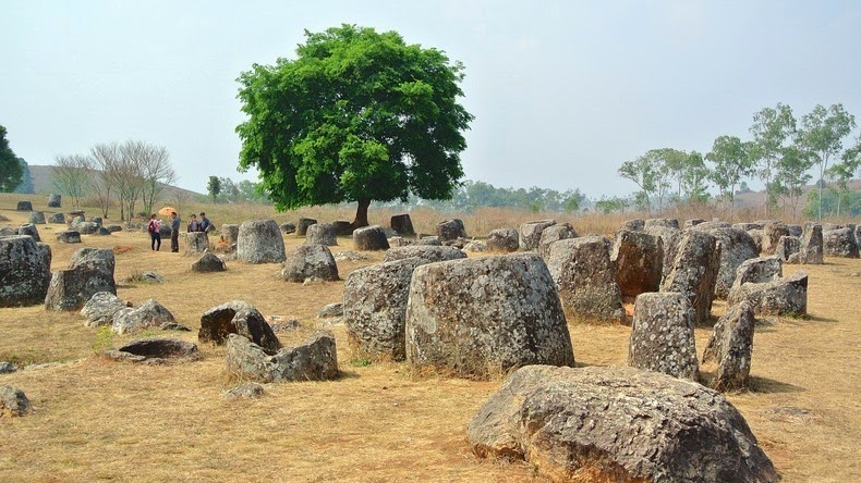 plains-of-jars-2