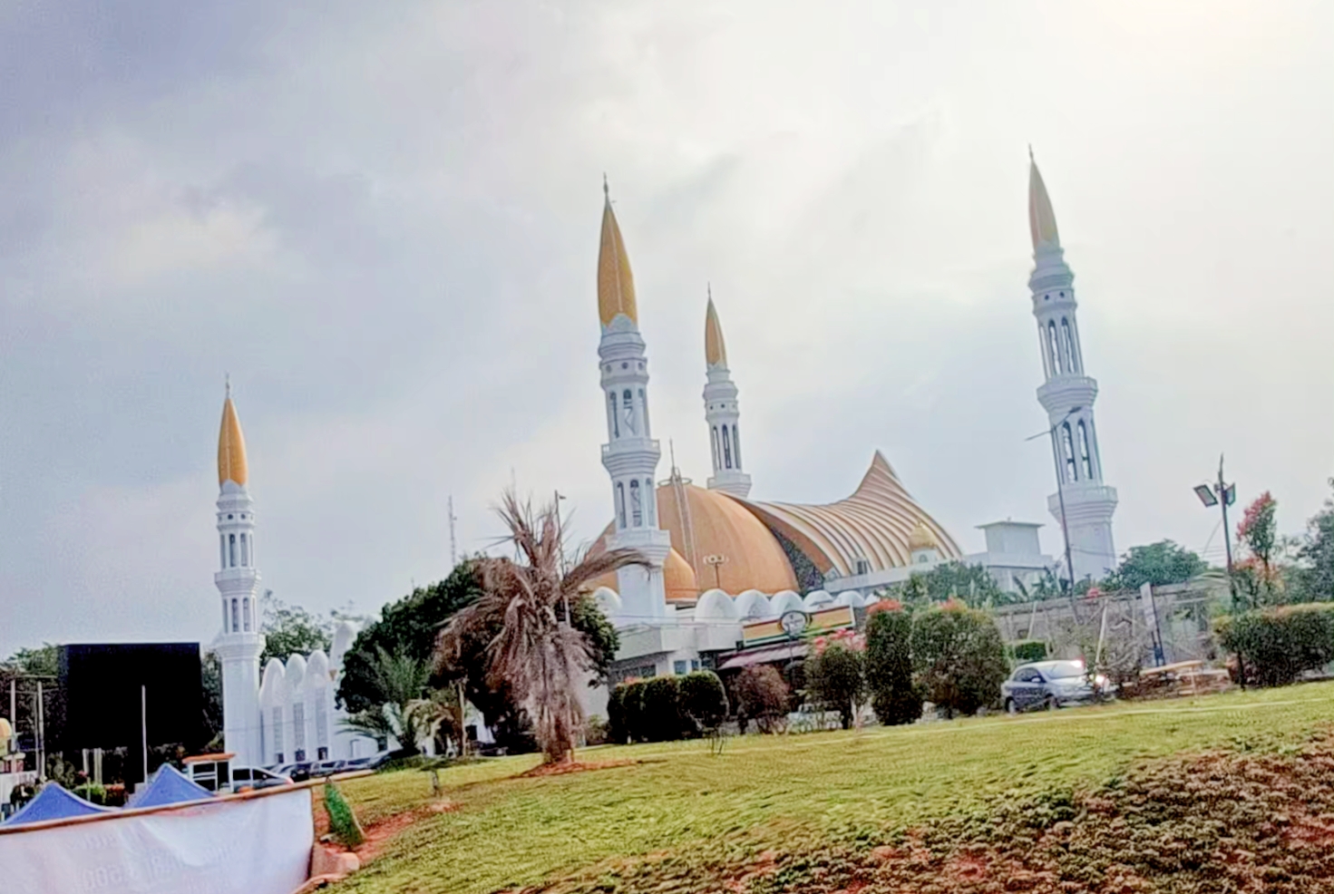 Info kajian Masjid Darussalam Kota Wisata Cibubur