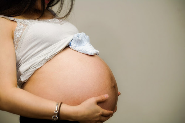4 Cara aneh untuk cepat hamil