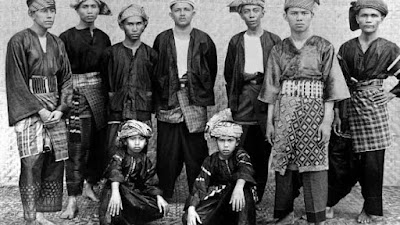 Enam Peran Lelaki Minangkabau: Panduan Menjadi Lelaki Tangguh Nan Bijak 