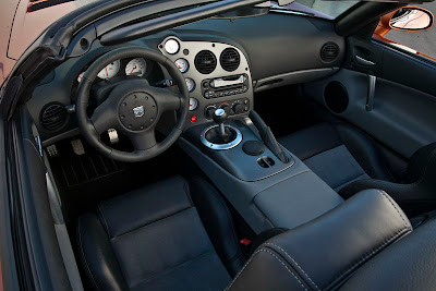 2010 Dodge Viper SRT10 Interior