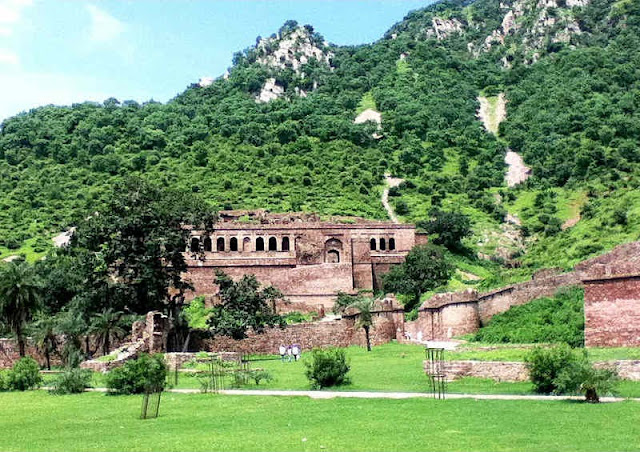 Bhangarh Fort