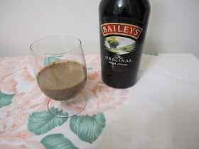 Cocktail gourmand avec du Baileys, café et chocolat